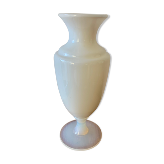 Vase opaline