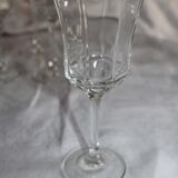 Lot of 11 Octime Luminarc white wine glasses