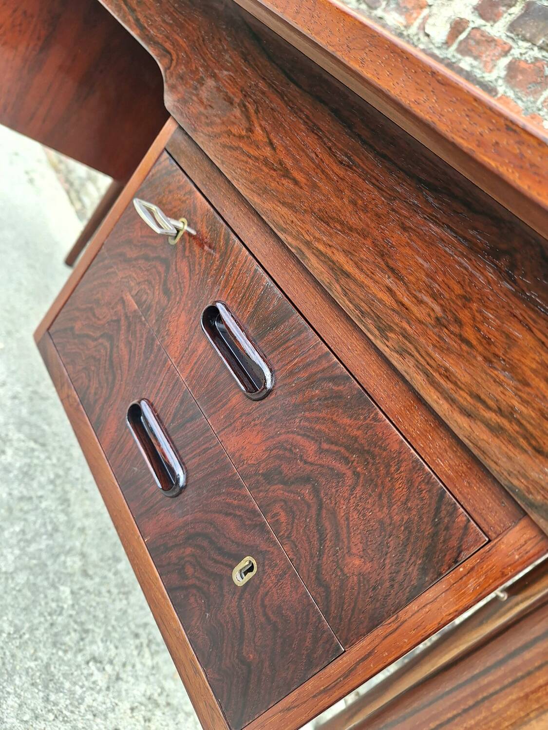 Arne Vodder rosewood desk, Danish designer furniture