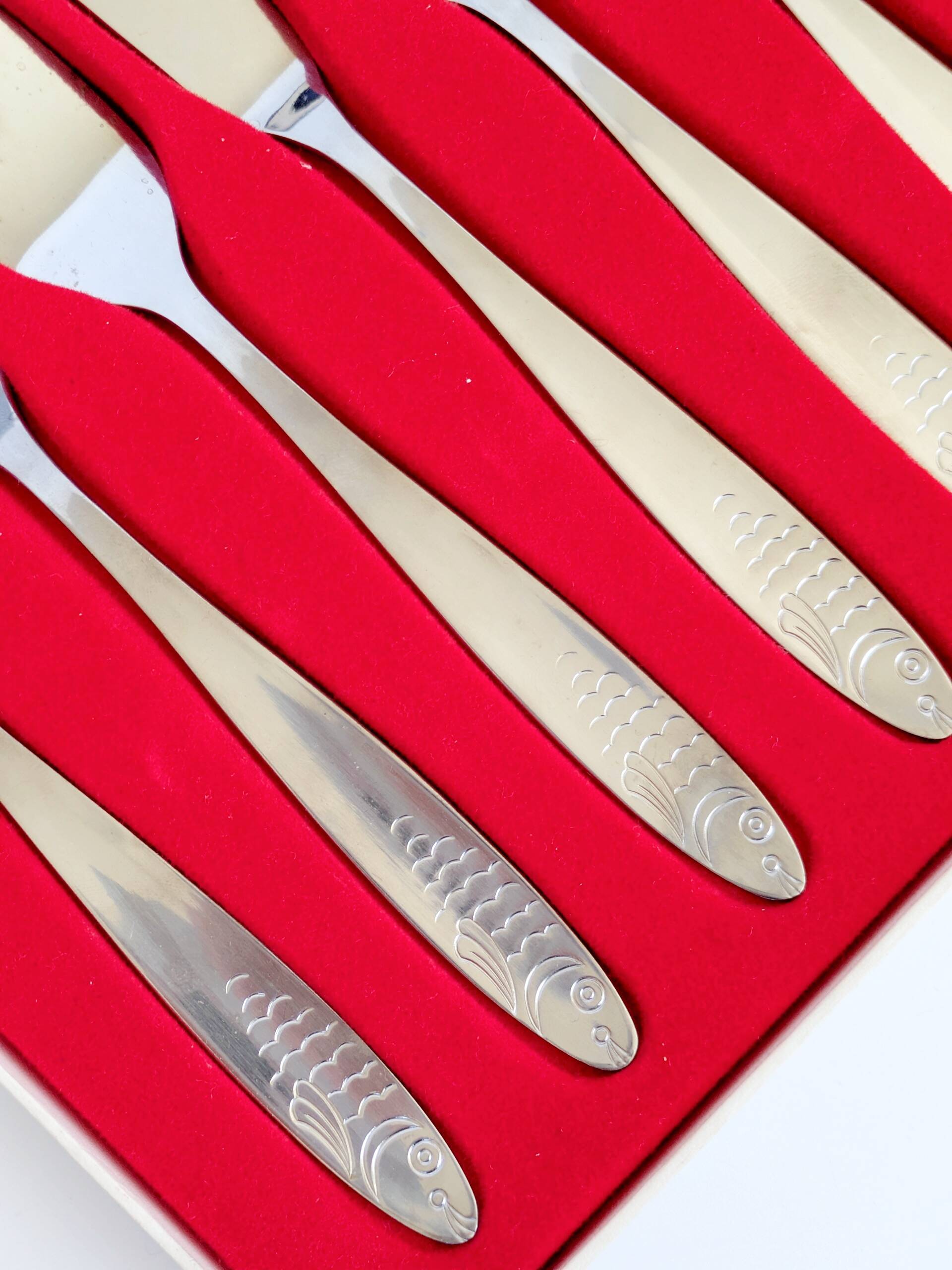 Service à poisson 12 pièces WMF inox avec coffret, années 60