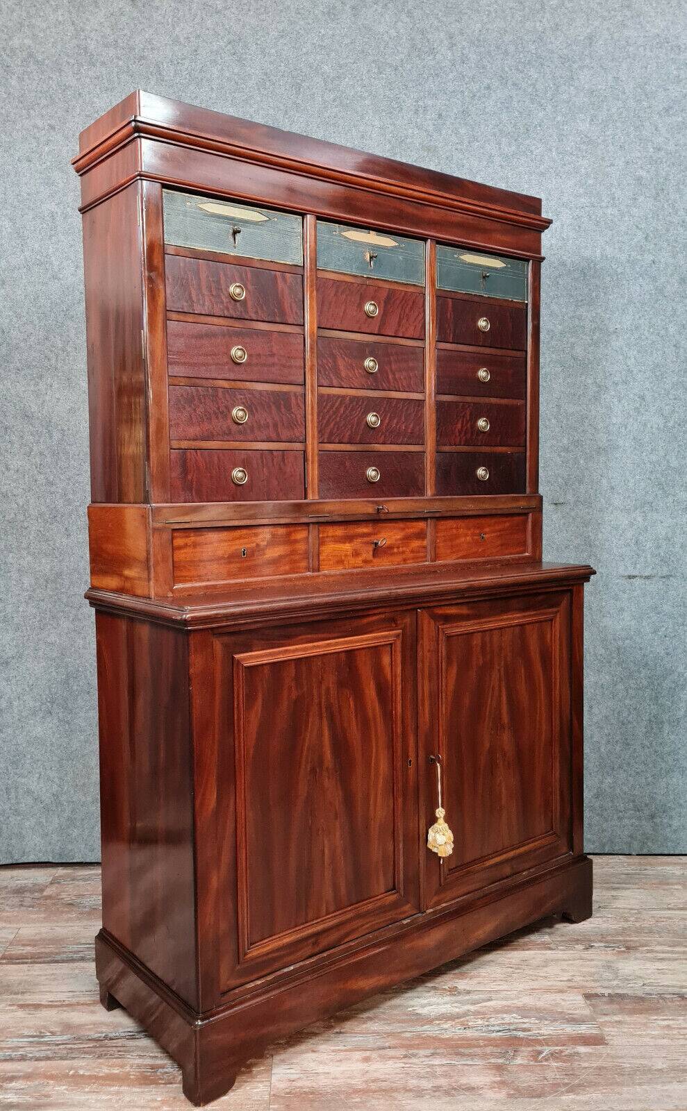 Notary's furniture: Napoleon III period mahogany cabinet