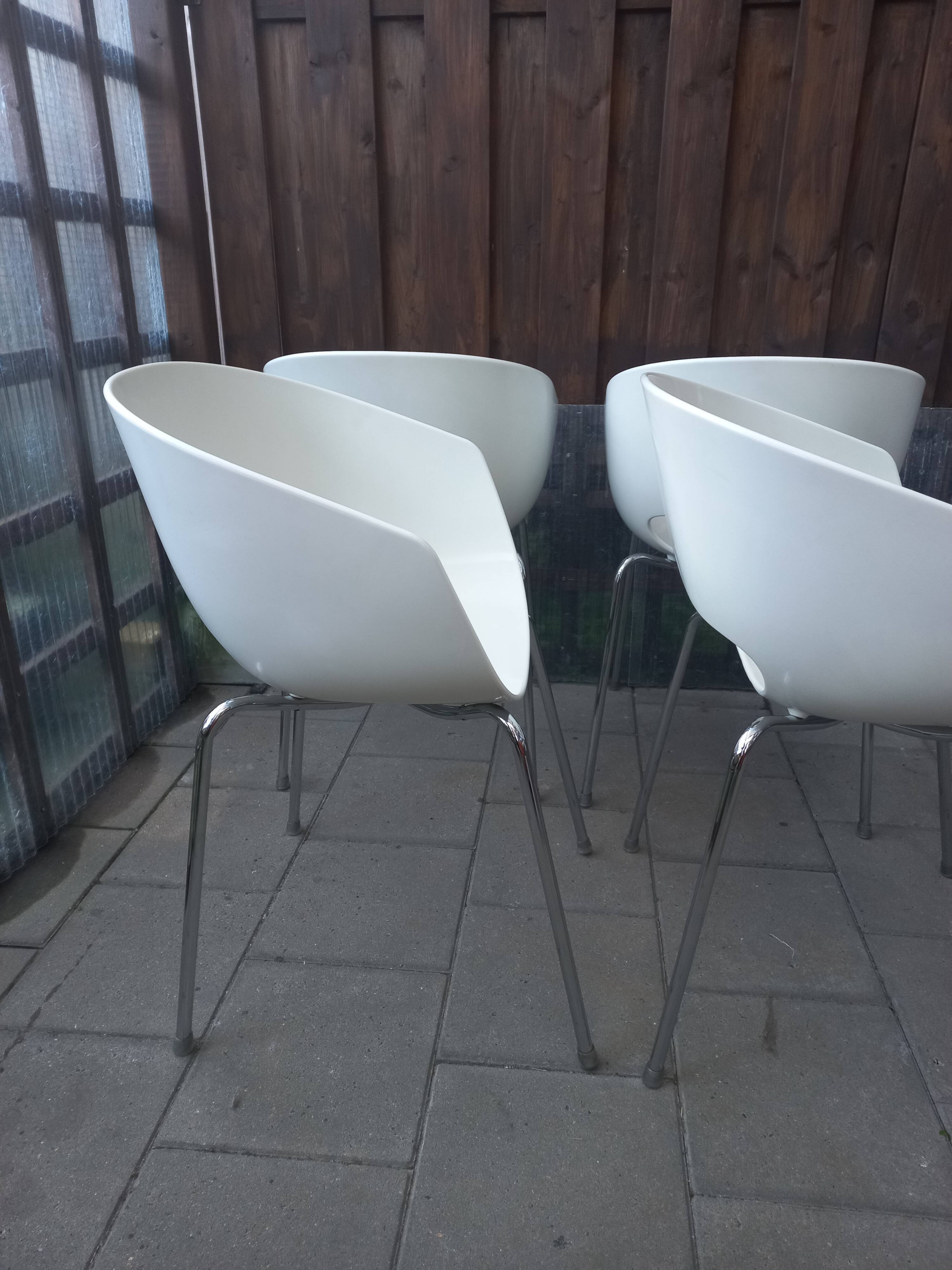 4 x Sintesi Orbit Large kuipstoel