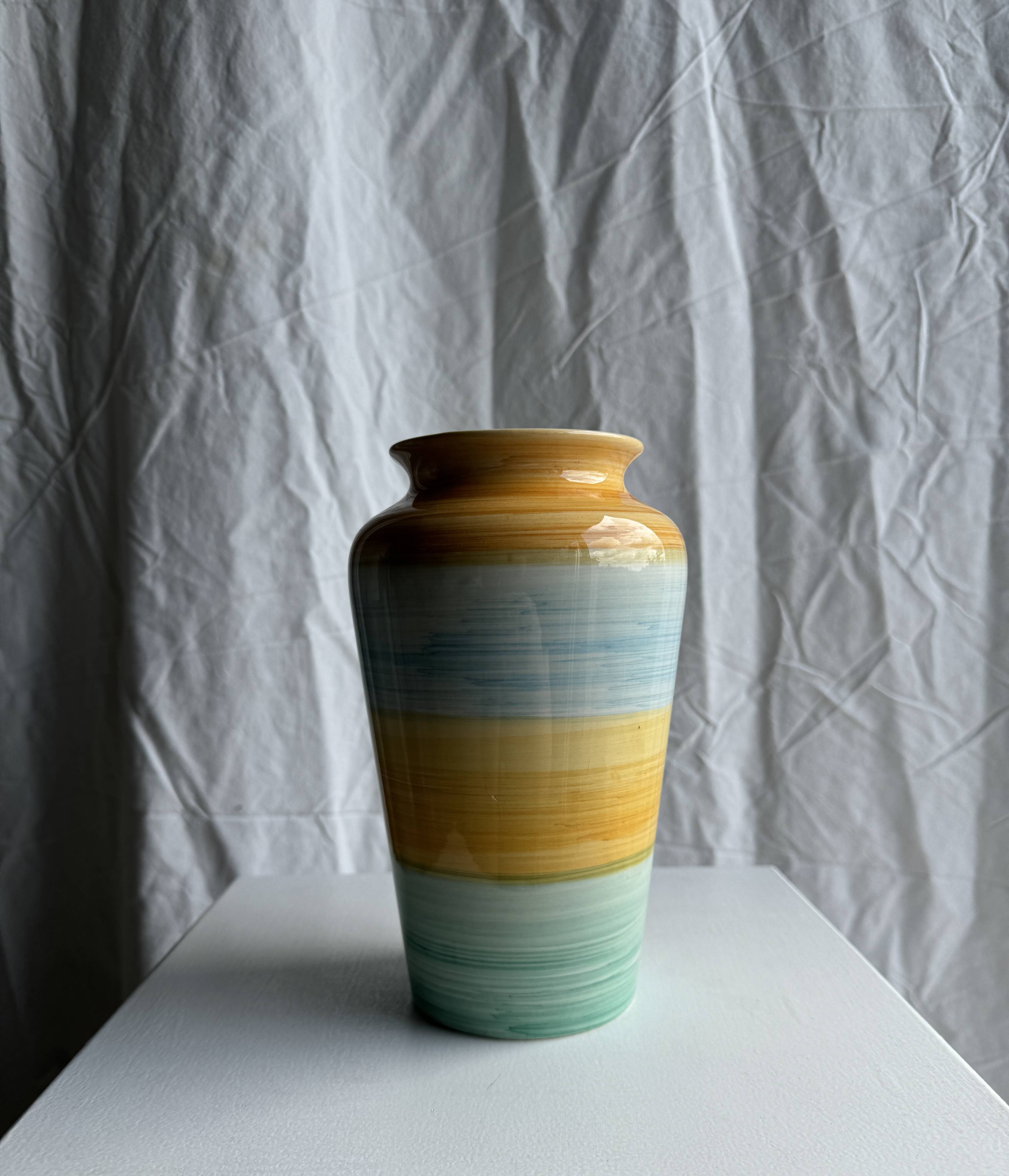 90s vase green, yellow, blue
