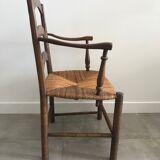 Fauteuil en bois avec assise paillée