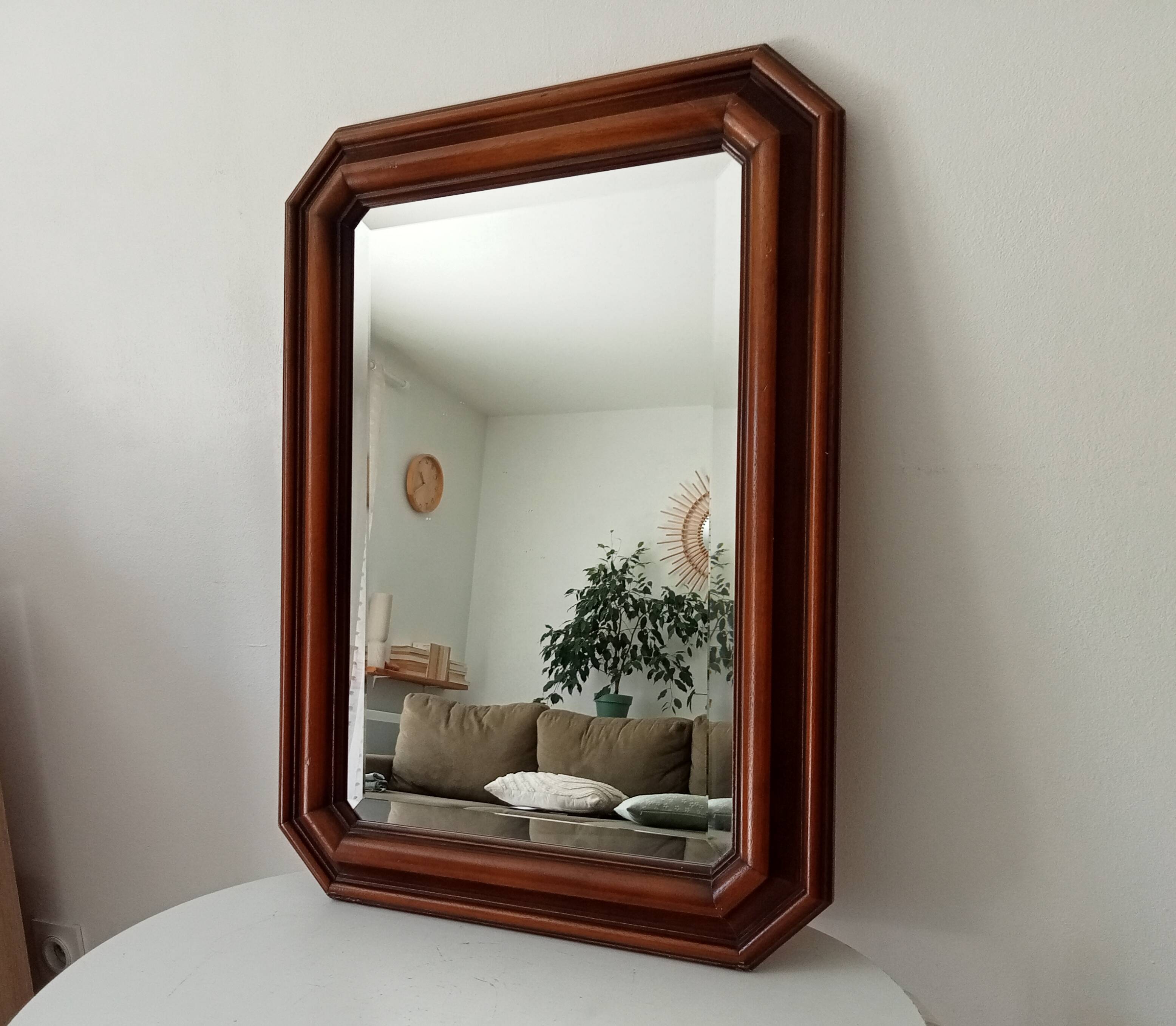 Vintage octagonal bevelled mirror from the 1960s.