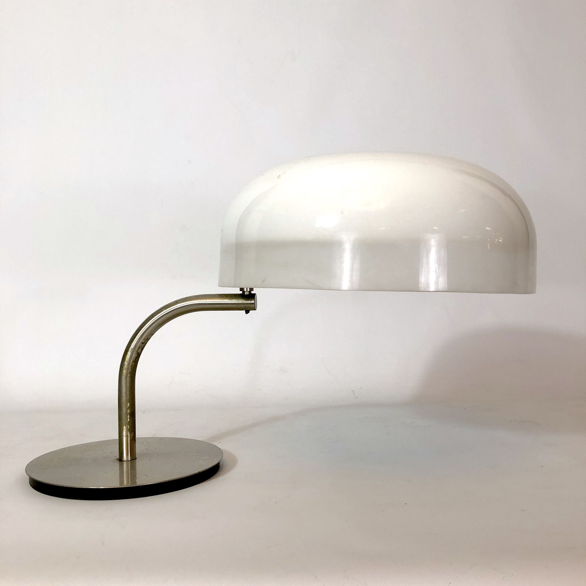 Lampe de table italienne, Giotto Stoppino des années 70