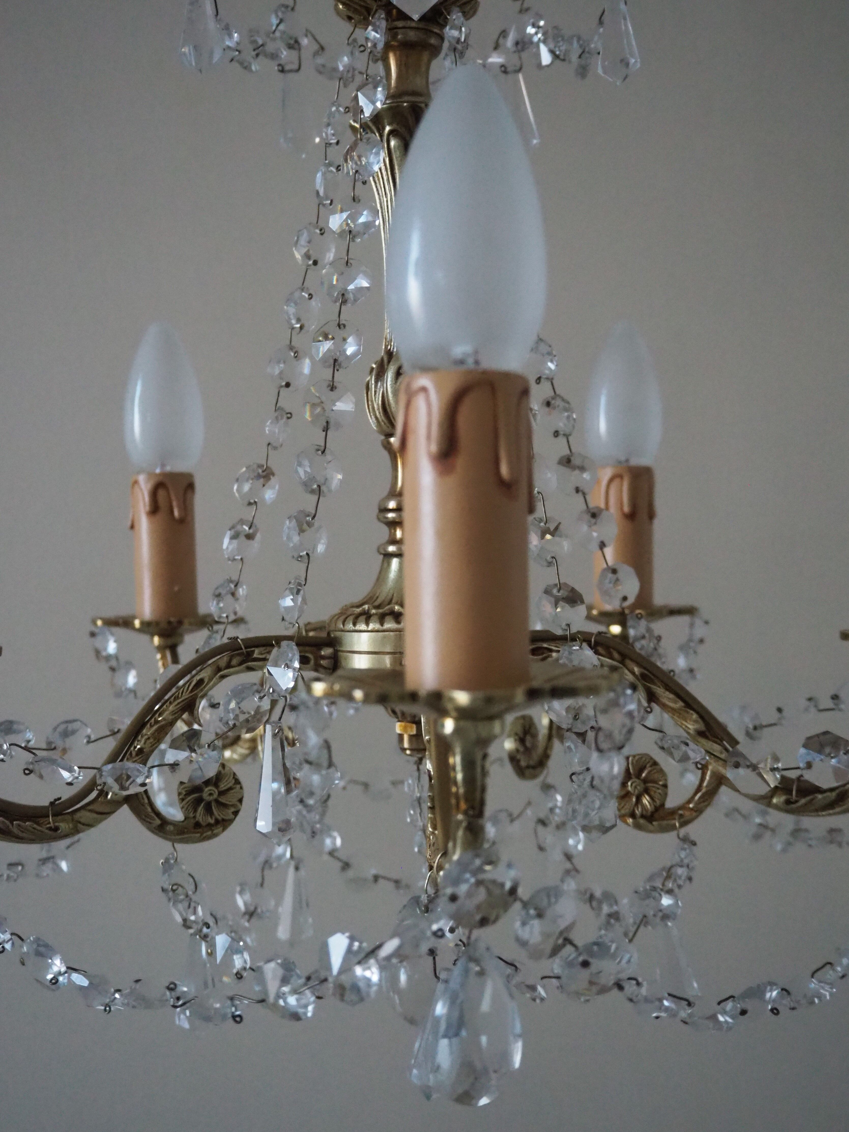 Bronze chandelier and crystal pendants – 5 lights