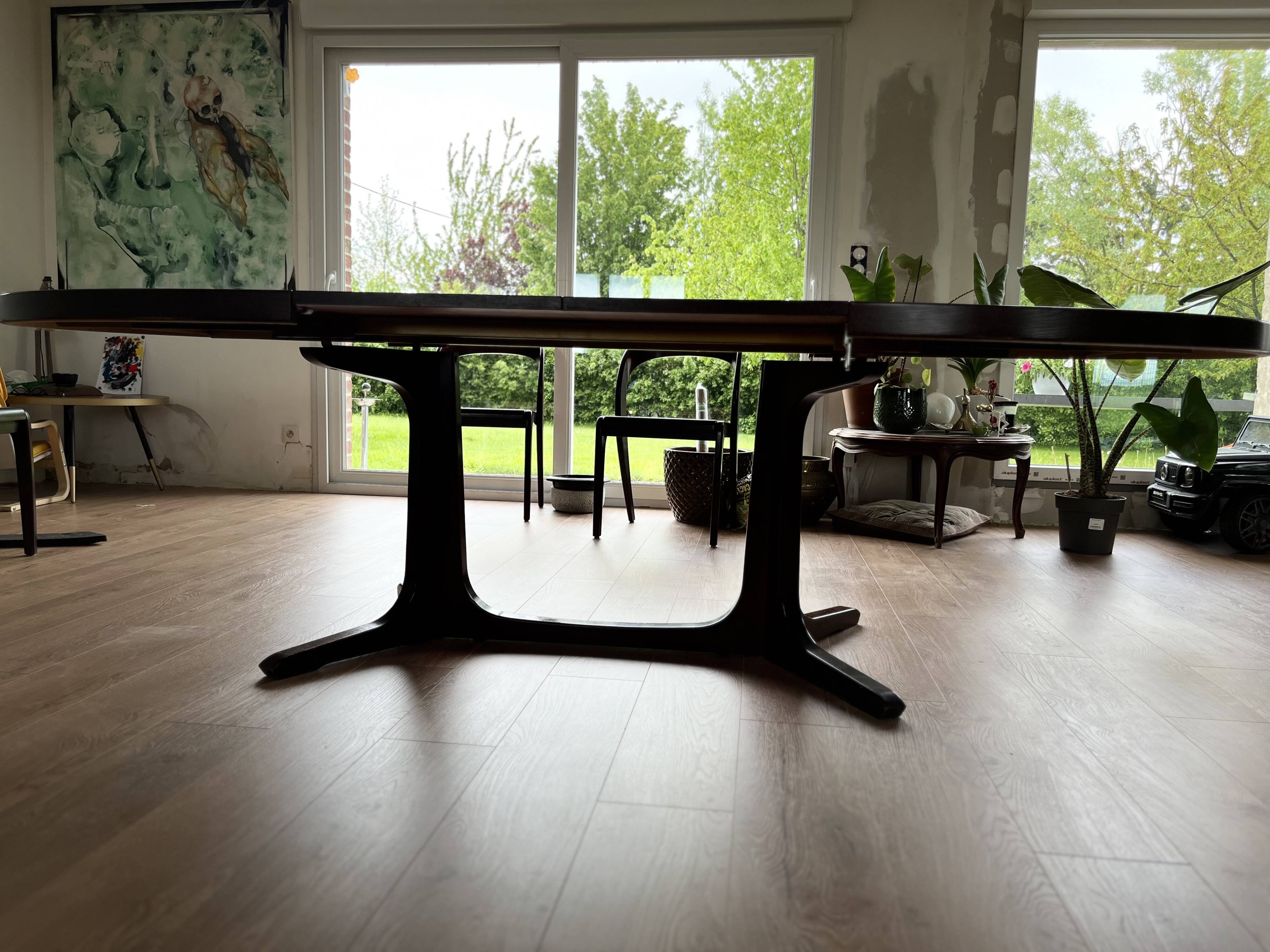 Baumann oval extendable dining room table and 6 Baumann Sled chairs known as gondola