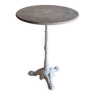 Round marble bistro table