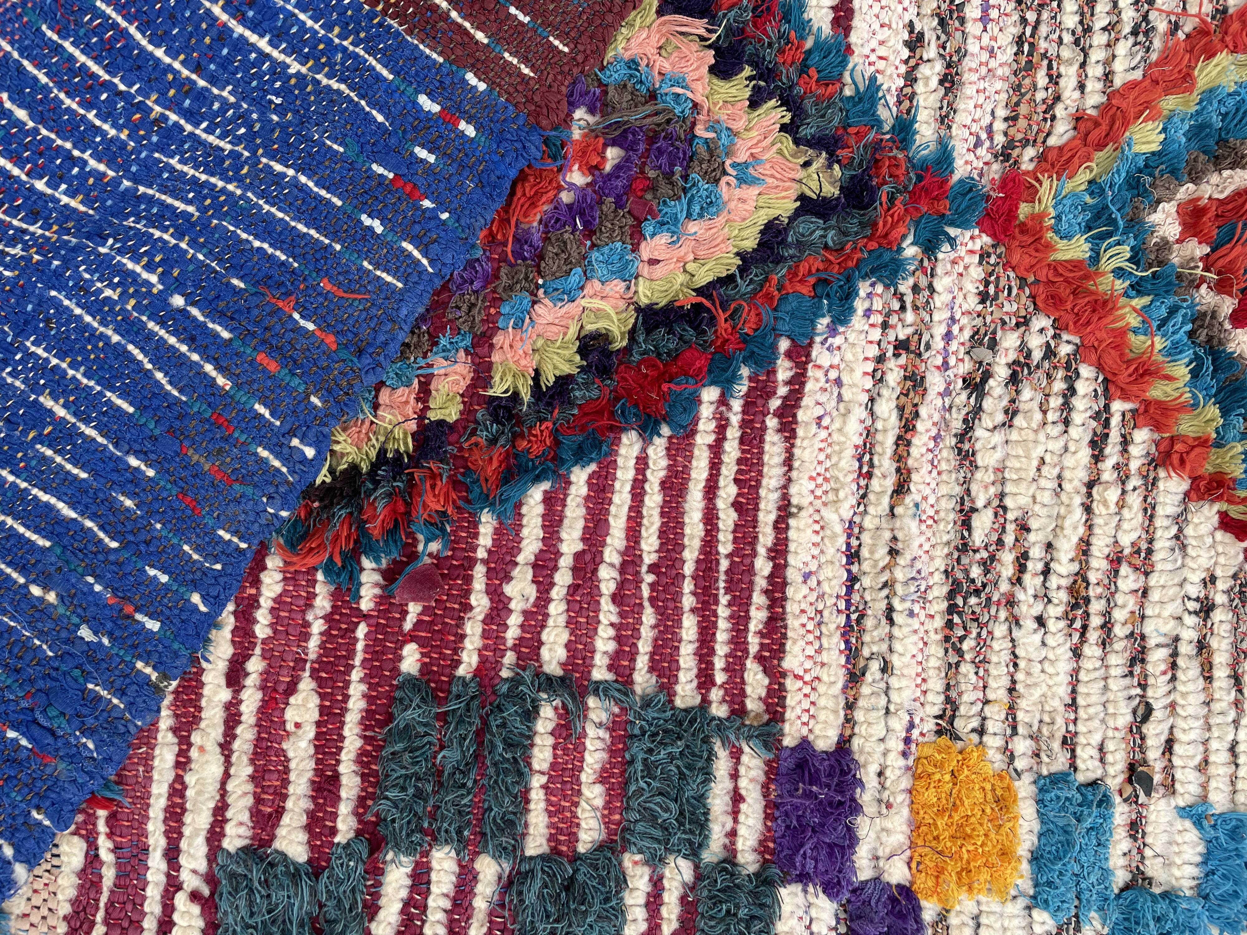 Vintage moroccan carpet berbere boucherouite