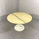 Table à manger ronde en marbre avec pied tulipe des années 1960.