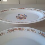 Set of 2 vintage dishes