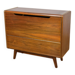 Cabinet de bar modèle