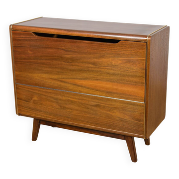 Cabinet de bar modèle U391 des années 50 par Bohumil Landsman pour Jitona, Tchécoslovaquie, années 1960.