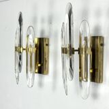 Pair of Sciolari sconces in glass and gilded brass. Italy 1970s