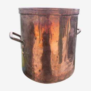 Large copper cauldron 19th