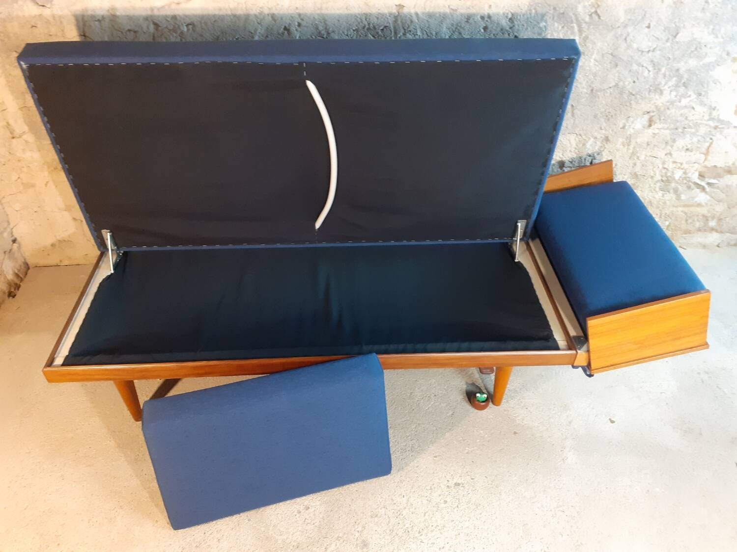 Svanette daybed sofa by Ingmar Relling, Vintage Scandinavian 1960s
