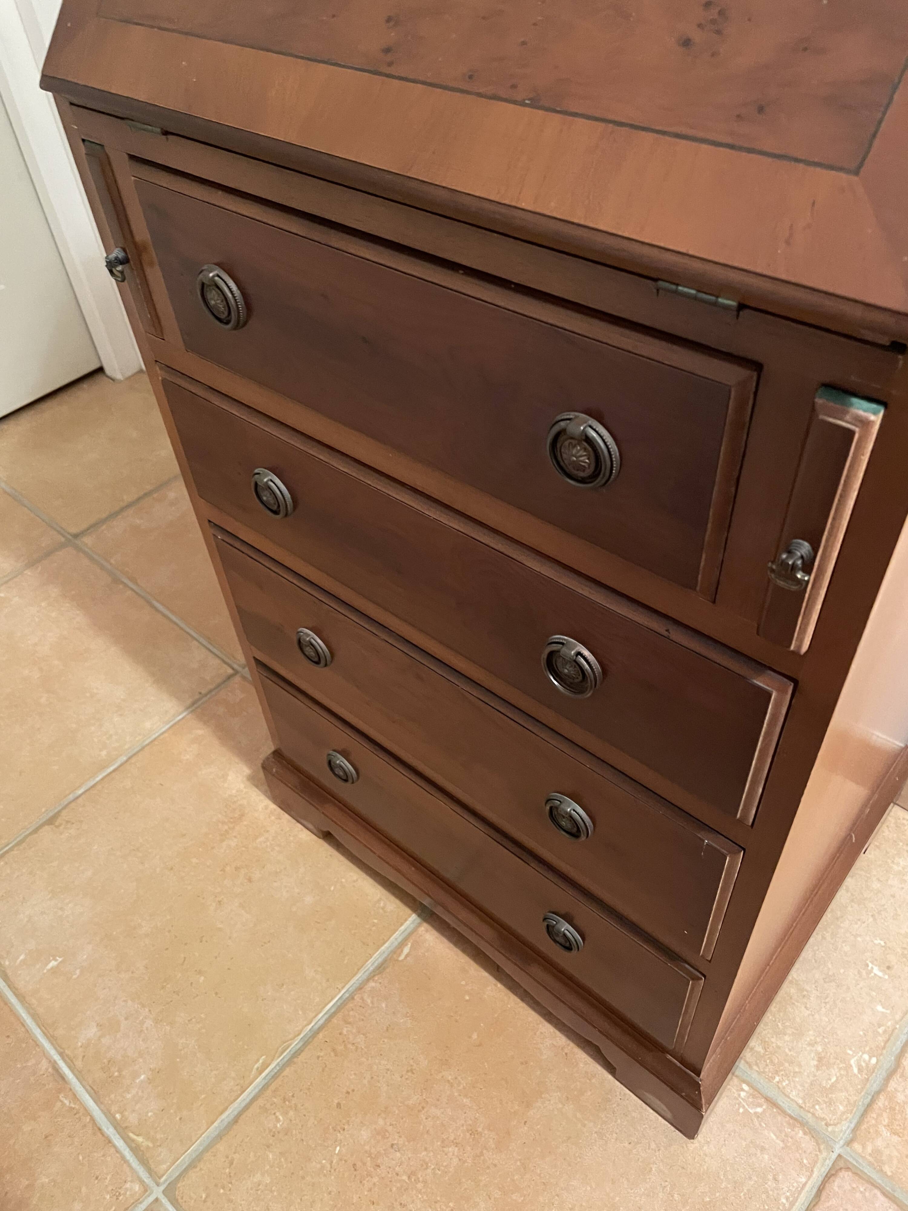 Secretary with a burr elm finish — English manufacture Rosjohn