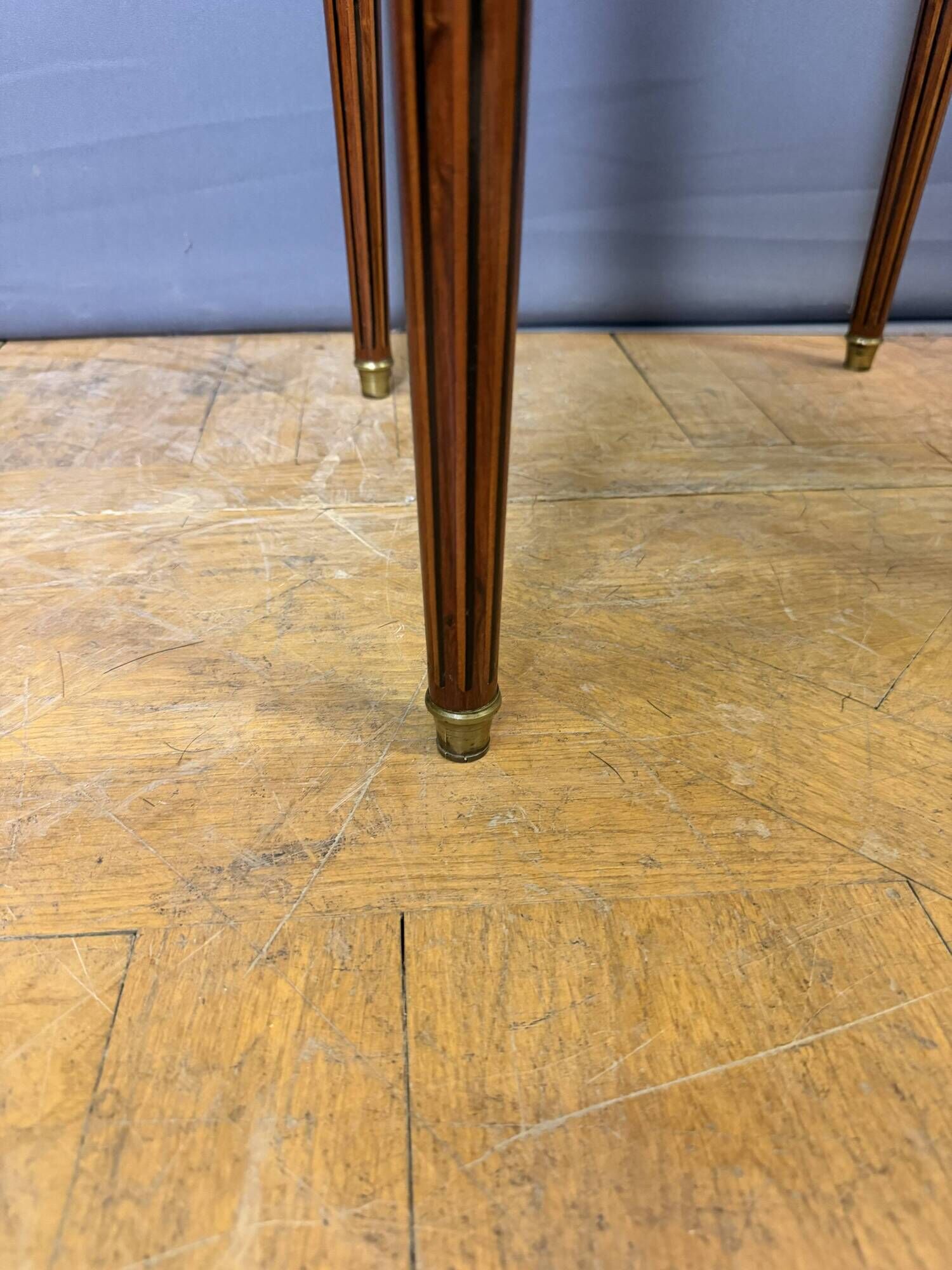 Louis XVI Bouillotte Table in rosewood marquetry