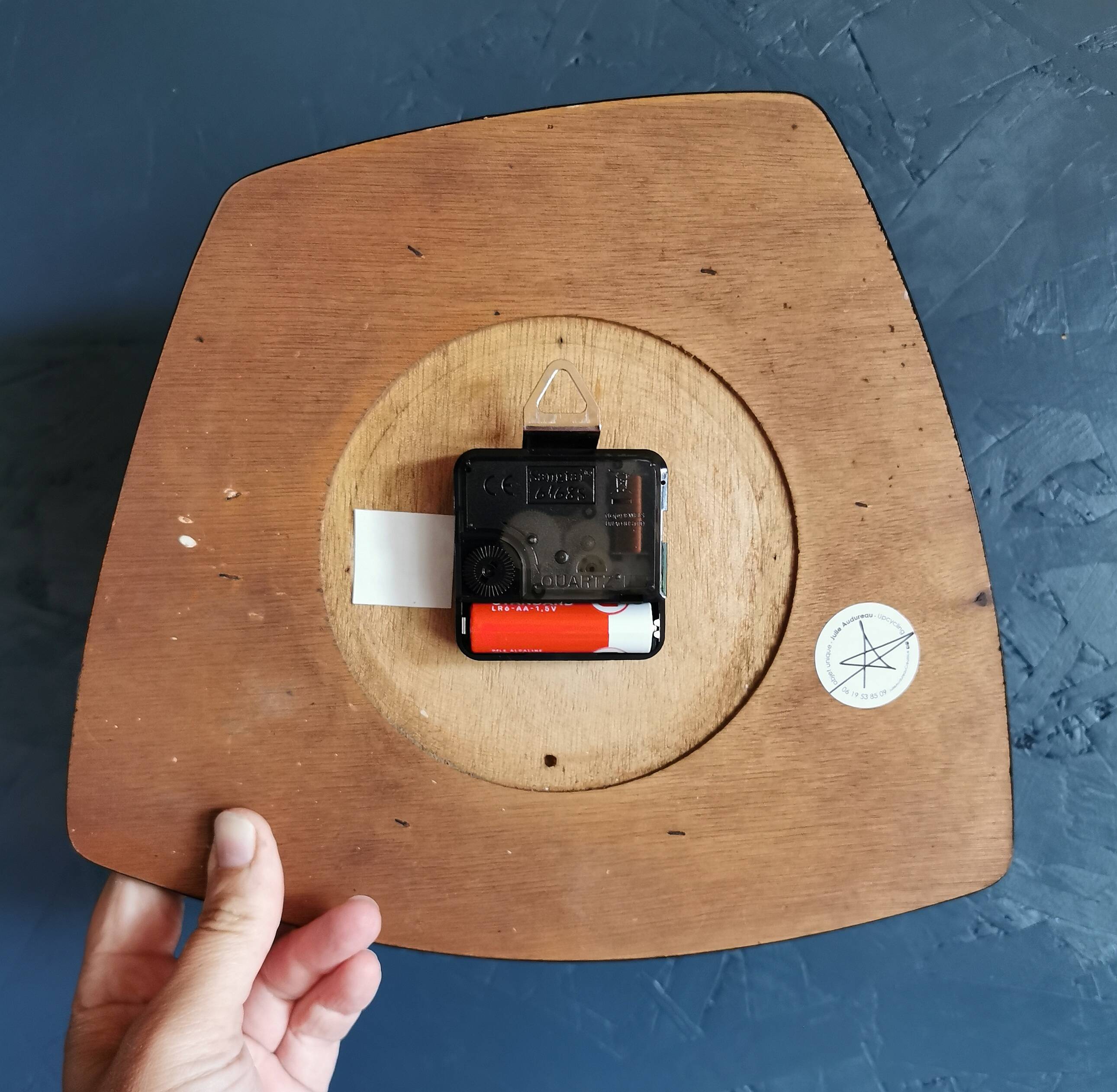 Vintage formica clock silent asymmetrical wall pendulum "Bayard wood lines"