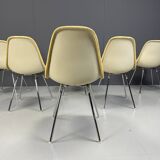 Eames fiberglass dining chairs for herman Miller, 1970s