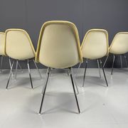 Eames fiberglass dining chairs for herman Miller, 1970s