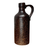 Mid-century ceramic carafe vase by Bastian le Pemp for Kemper / Quimper France, 1960s.