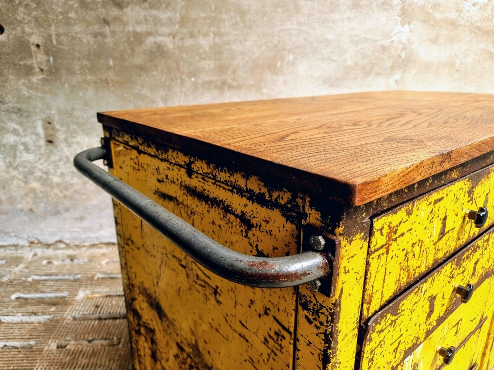 Industrial workbench trolley yellow chest of drawers