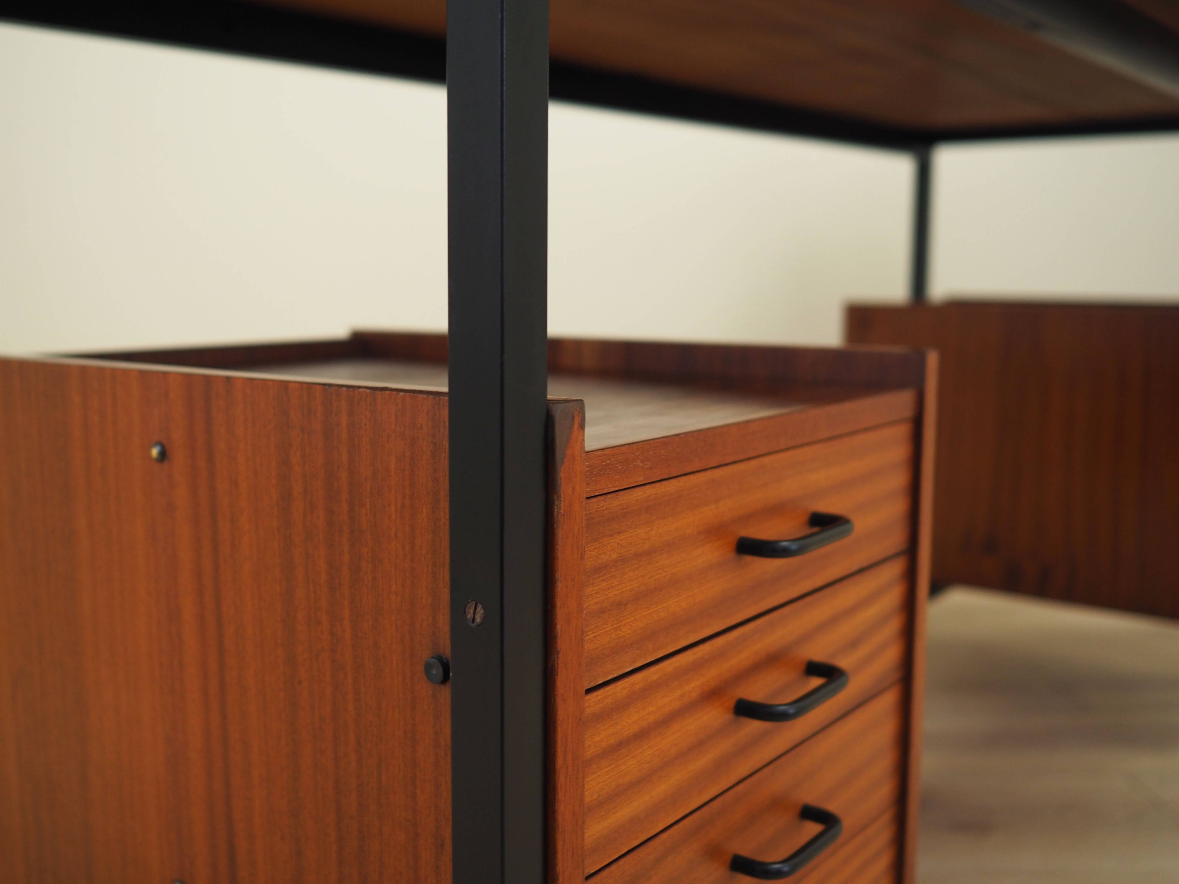 Bureau en acajou, design italien, années 1970, production : Italie