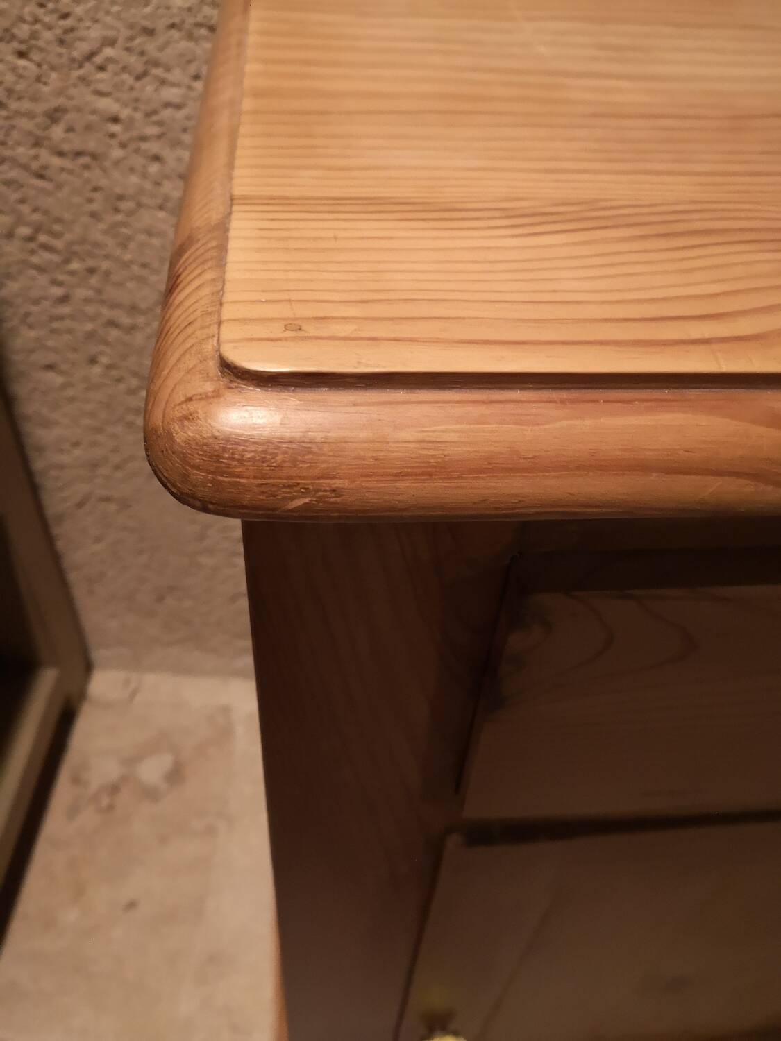 Solid pine jam maker