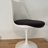 Saarinen chair