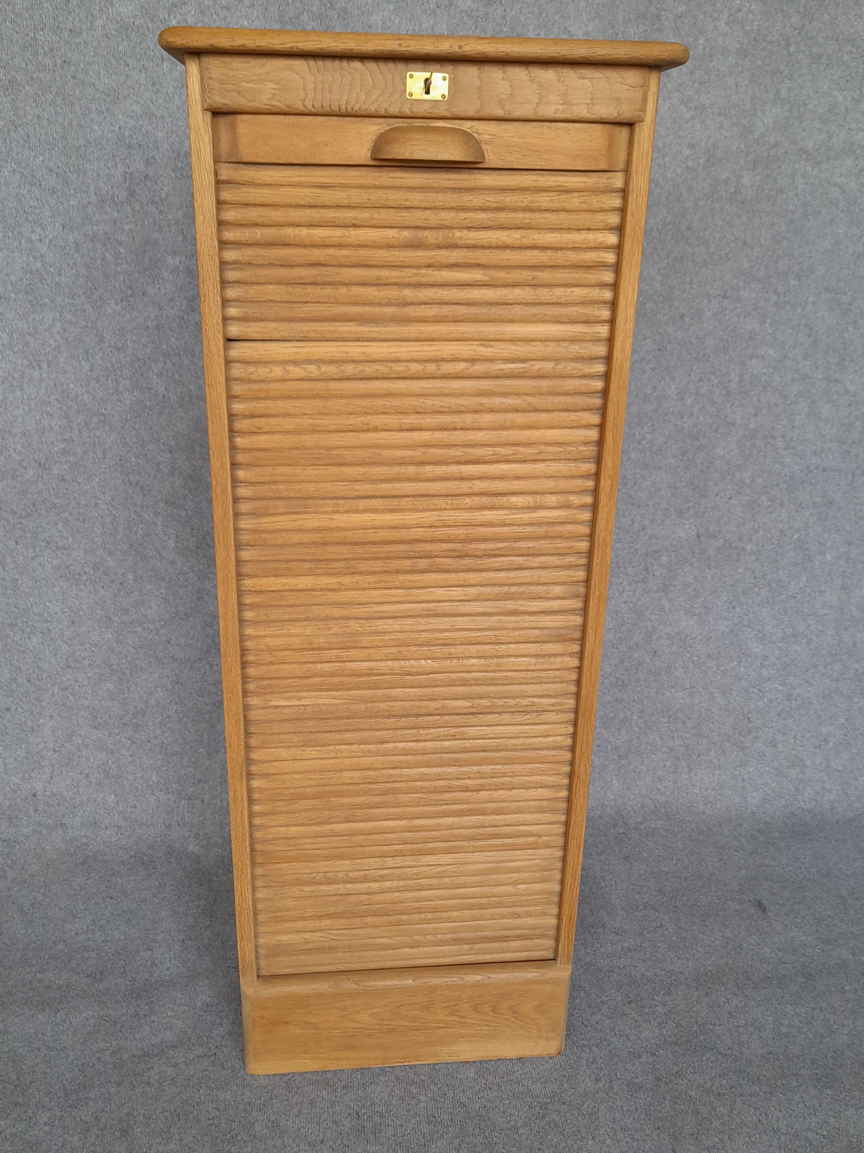 Curtain binder early 20th century