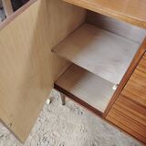 Commode asymétrique