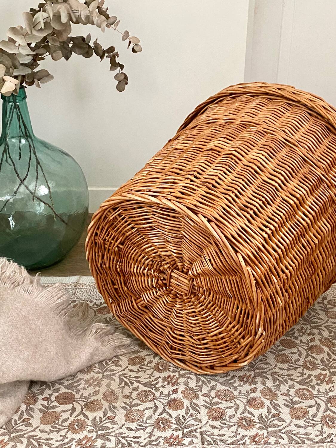 Wicker basket