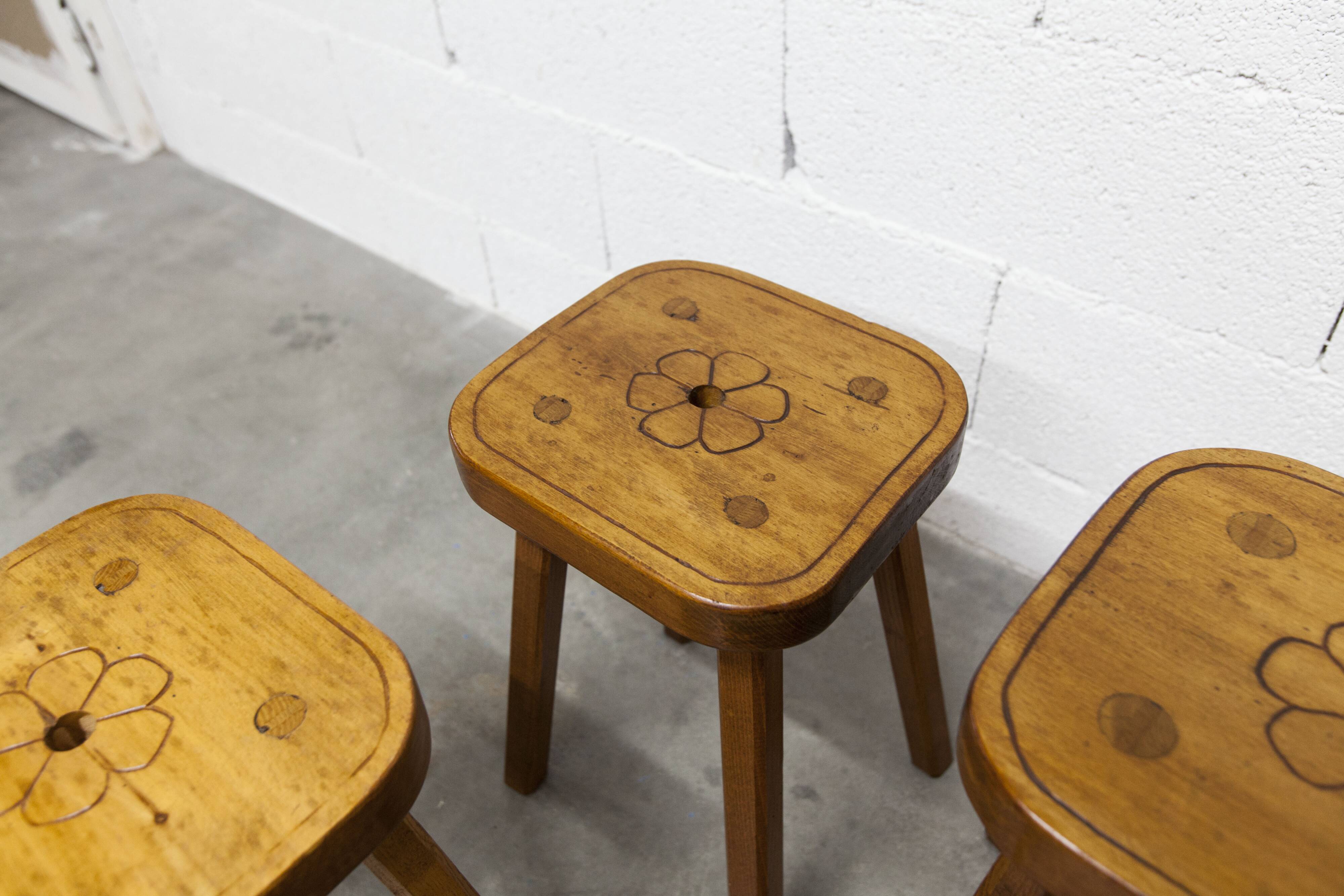 Set of 4 brutalist stools, handcrafted, 1960, flower.
