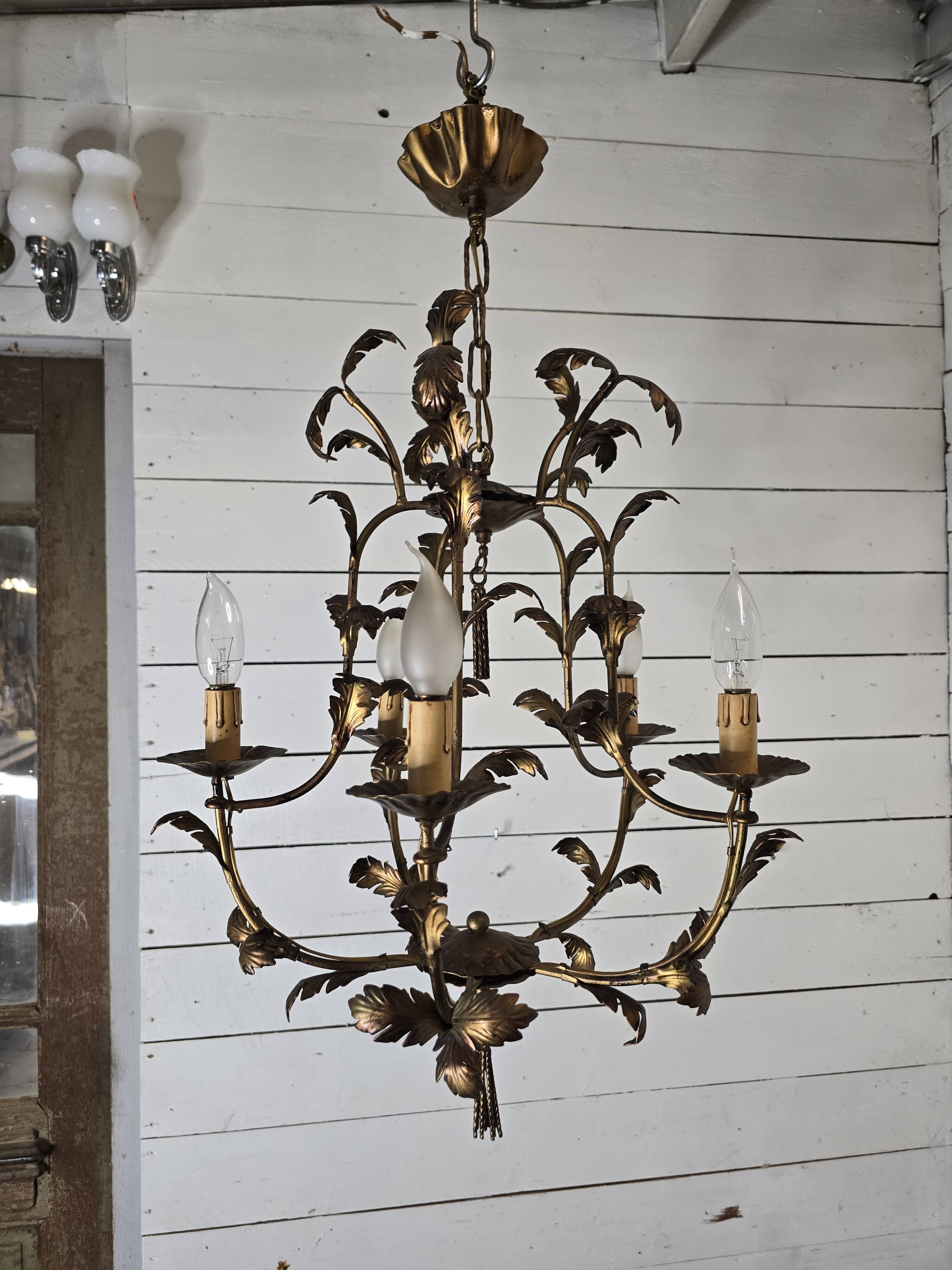 Vintage 5-light foliage chandelier in gold metal
