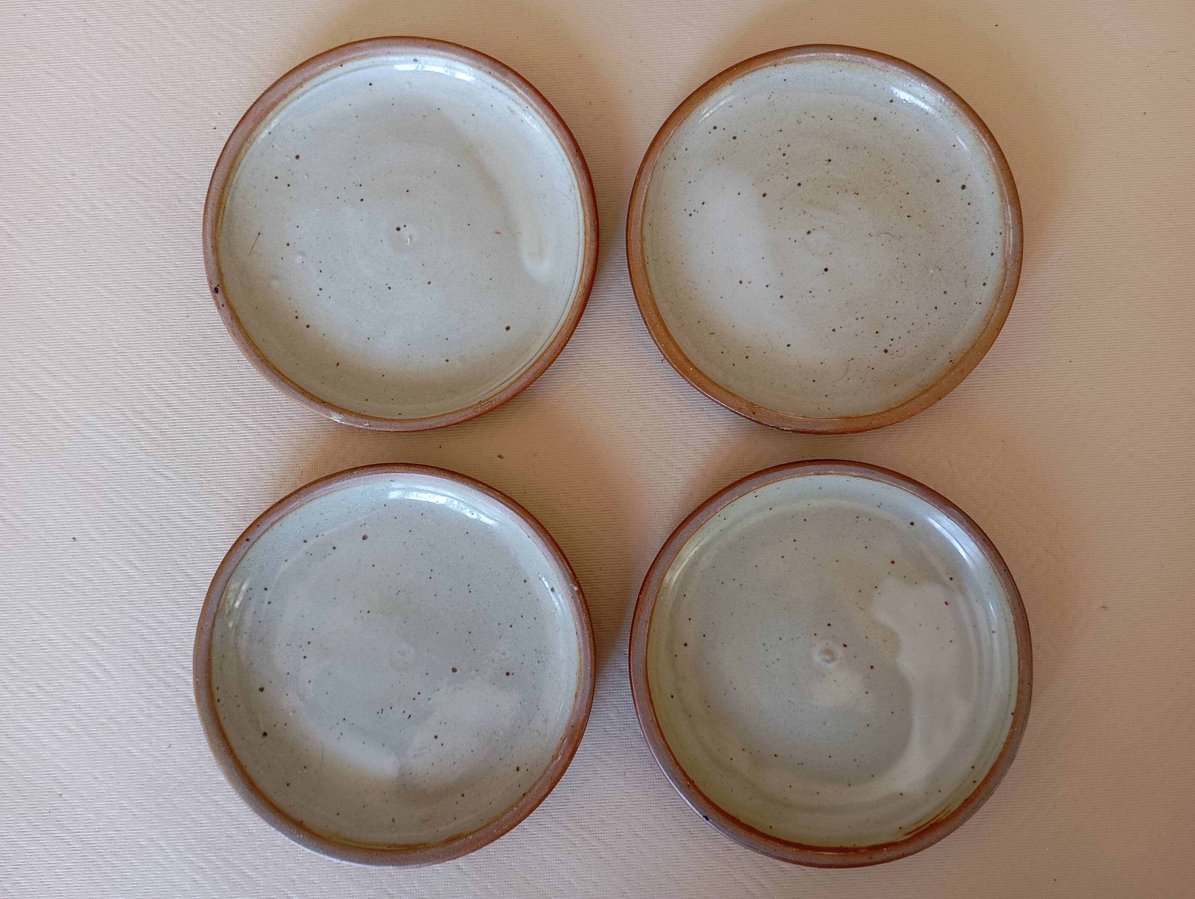 4 grey stoneware tapas plates