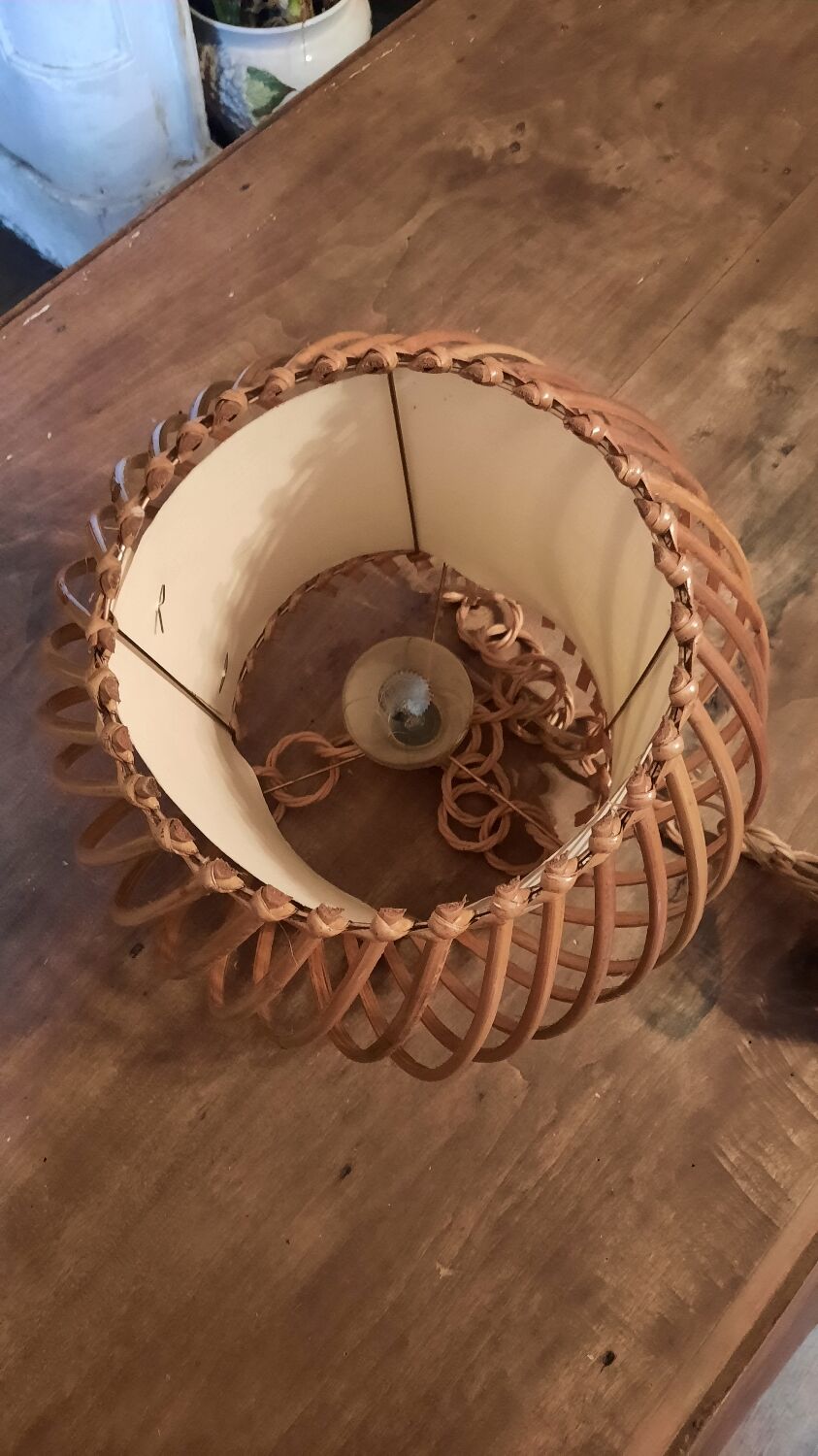 Vintage wicker pendant lamp