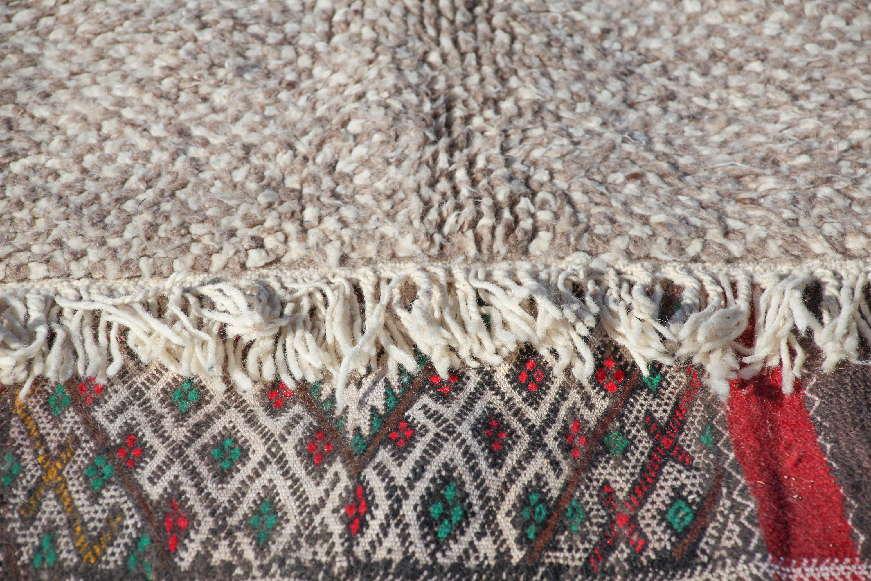 Carpet Beni Ourain 240 x 155 cm