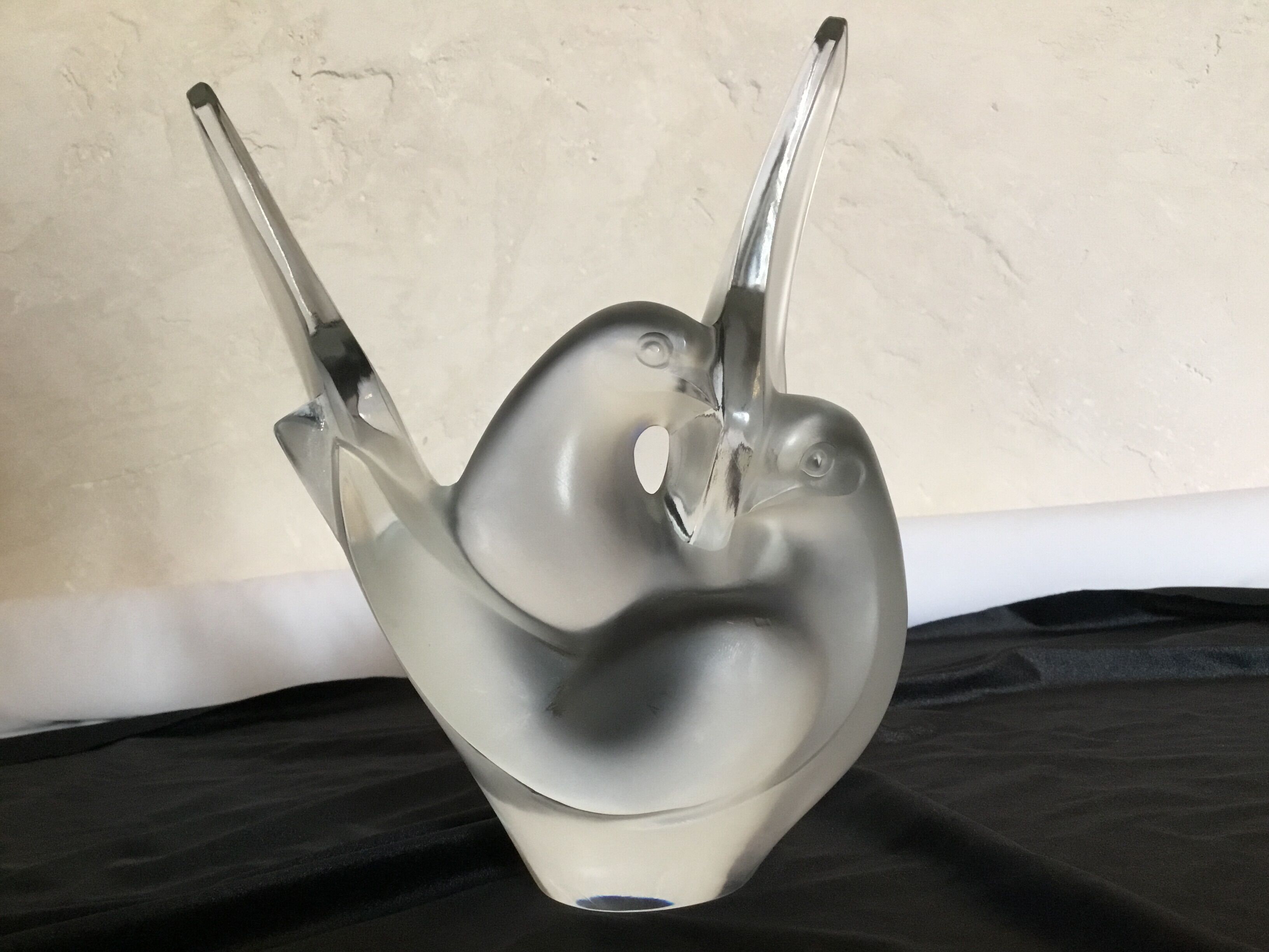 vase "doves" model "Sylvie" after Marc Lalique