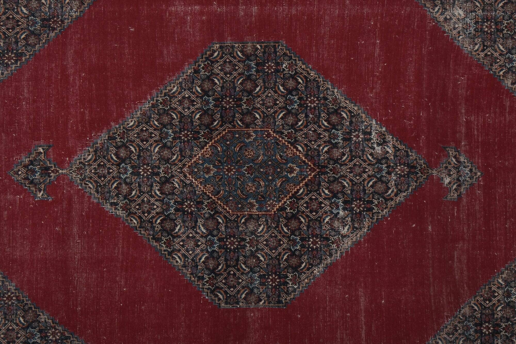 Vintage Turkish handmade rug 215x323 cm