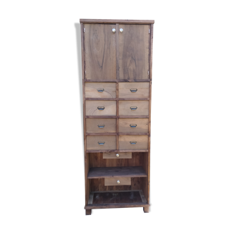 Trade furniture.