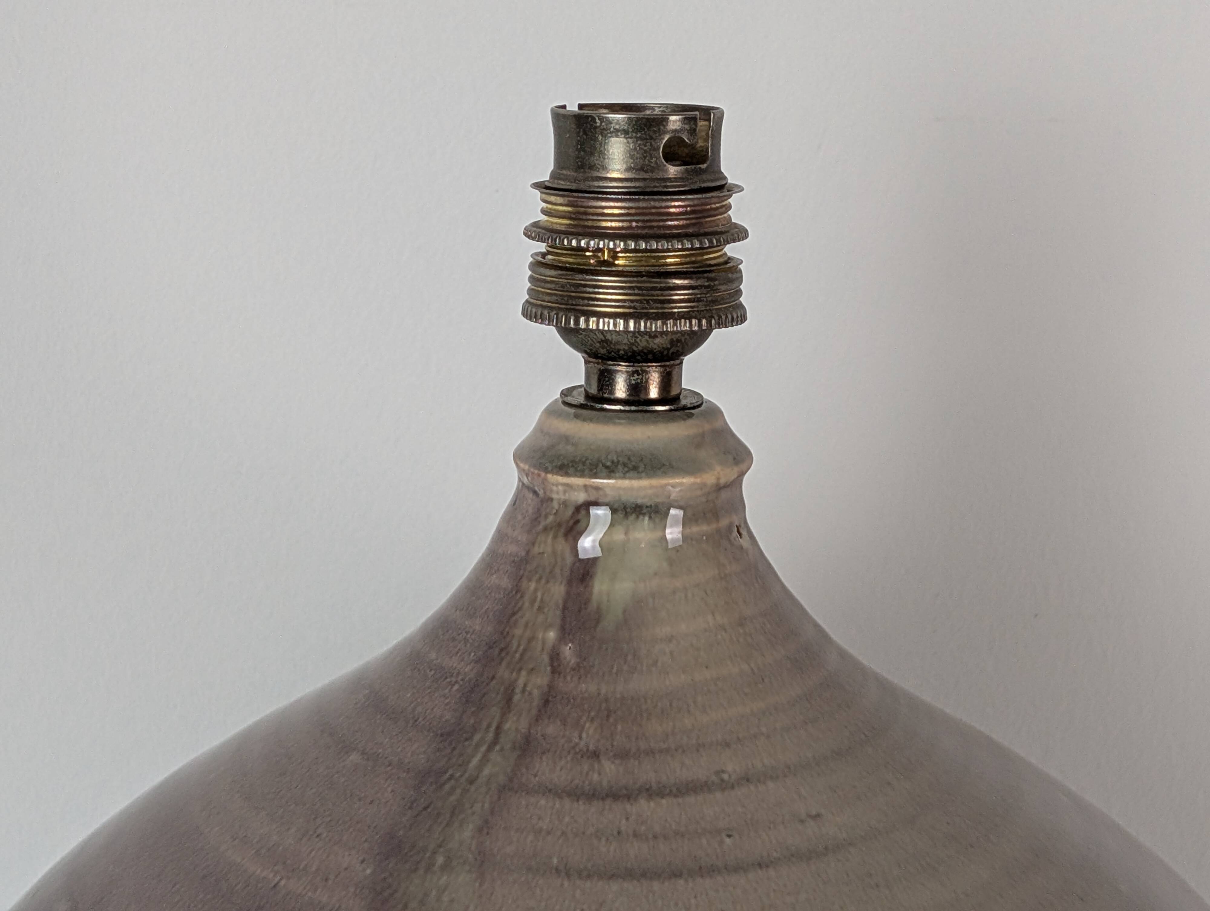 Pied de lampe en céramique