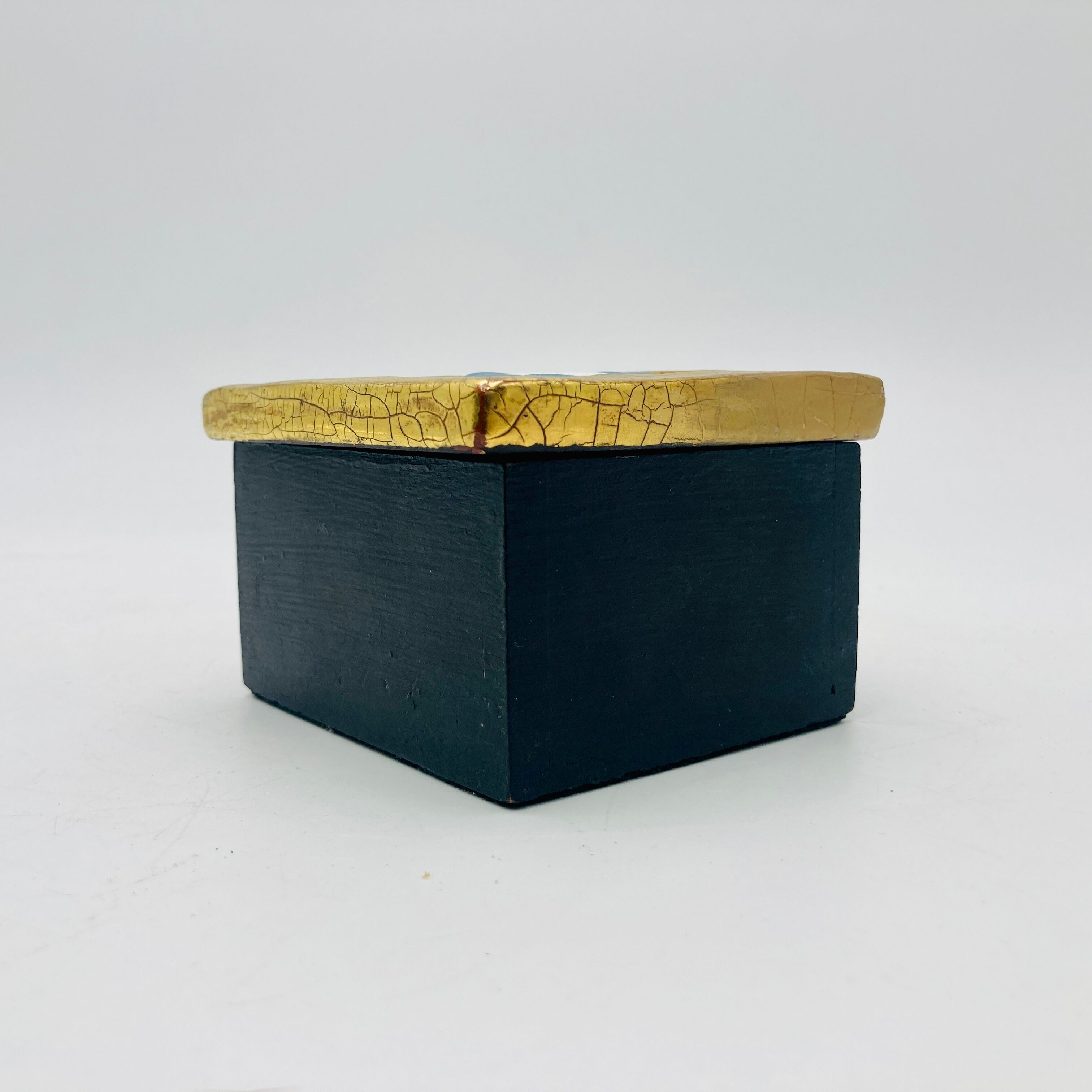 Ceramic lid box from Mithé Espelt.