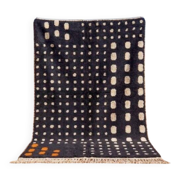 Berber rug made of natural wool for your space, size 2/3 m.