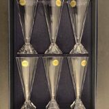 6 champagne flutes Cristal d'Arques, model Pyramide in crystal, 1980