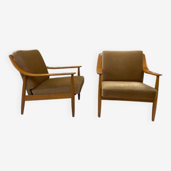 Pair of KNOLL ANTIMOTT armchairs