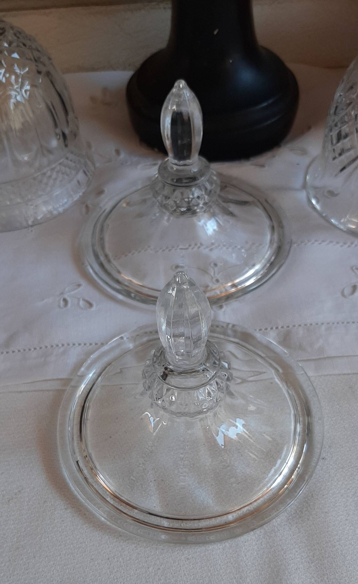 Crystal pot