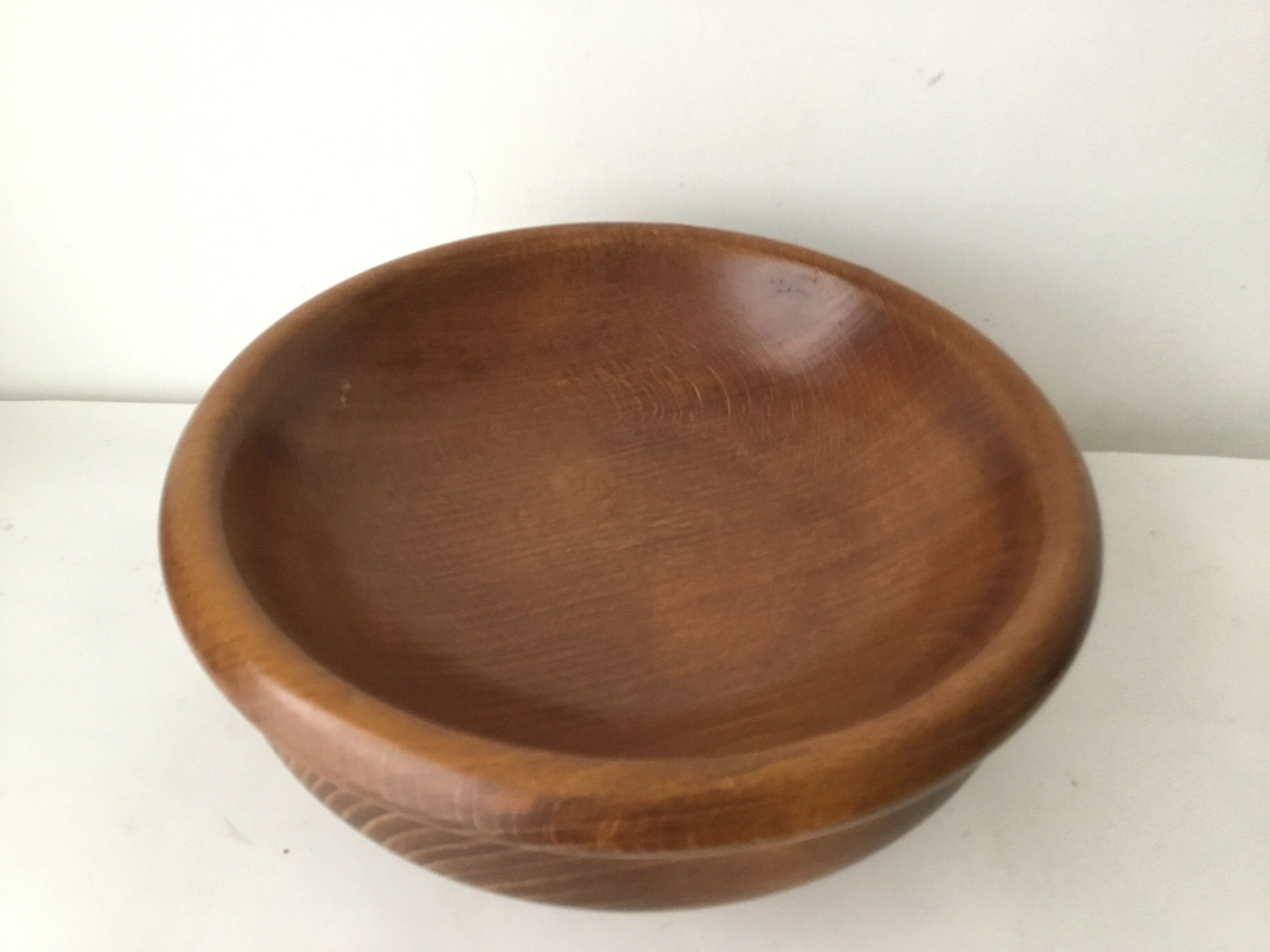 Solid wood presentation cut