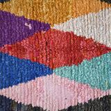 Carpet Moroccan vintage. 90 x 305